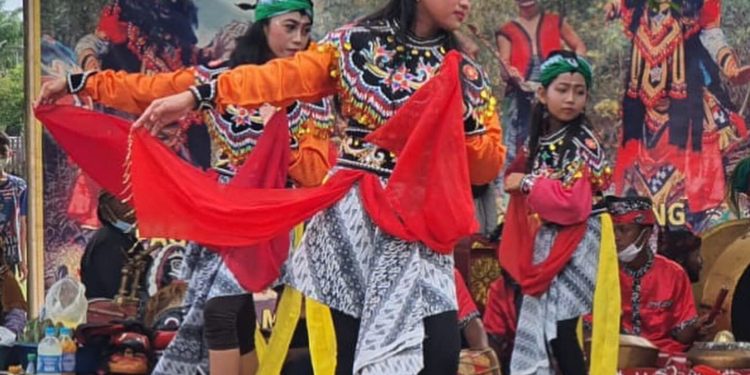 Taman Budaya Kalteng Beri Kesempatan Sanggar Seni dan Tari Tampil di Arena CFD
