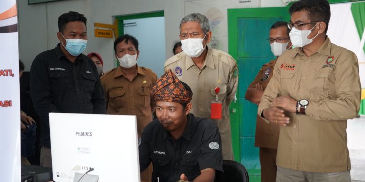 Diskominfo Kalteng Kunjungi KIM Damar Digital Binaan Diskominfosandi Sukamara