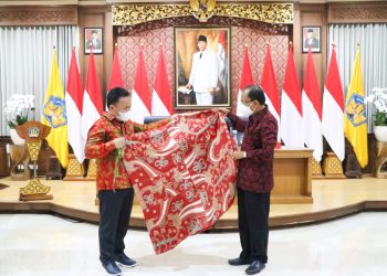 Sepakati Kerja Sama Pembangunan dan Pengembangan Potensi Daerah, Gubernur Kalteng dan Gubernur Bali Teken MoU