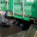 Terlepas dari Truk, Kontainer Timpa Pengendara Motor