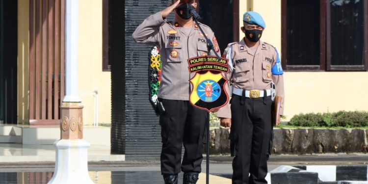 Pimpin Apel Pagi Jam Pimpinan, Berikut Arahan Wakapolres Seruyan