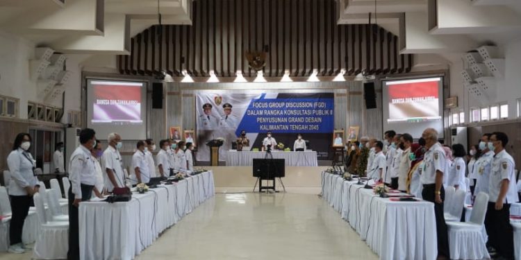 Sahli Herson B. Aden Buka FGD Konsultasi Publik ke II Grand Design Kalteng 2045