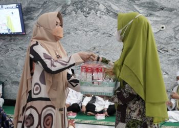 TP-PKK Prov. Kalteng Turut Berbagi Dalam Safari Ramadhan Berkah Pemprov Kalteng
