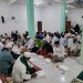 Safari Ramadhan di Masjid AL Munawarah Palangka Raya, Pemprov Kalteng Bagikan Sarung dan Mukena