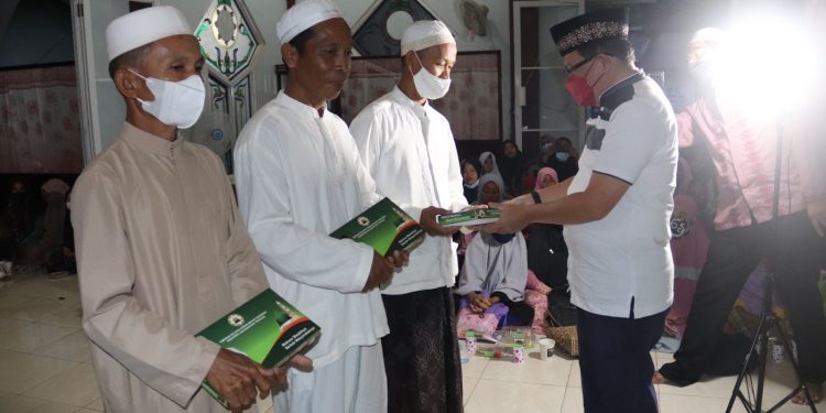 Safari Ramadhan di Masjid Al Ikhlas Kahayan Hilir Pulang Pisau, Wagub Himbau Masyarakat Tetap Jaga Prokes Ketat