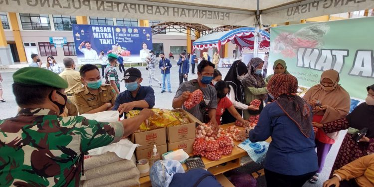 Kementan dan Pemprov Kalteng Gelar Pasar Tani di Kabupaten Pulang Pisau