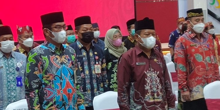 Gubernur H. Sugianto Sabran : Pejabat Yang Baru Dilantik Dituntut Untuk Dapat Melaksanakan Tugas Akhir