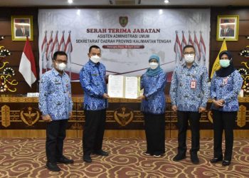 Sahli Gubernur Herson B Aden Pimpin Sertijab Asisten Administrasi Umum Setda Provinsi Kalteng
