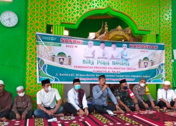 Tim Safari Pemprov Kalteng Buka Puasa Bersama di Masjid Al Falah Tamban Catur Kapuas