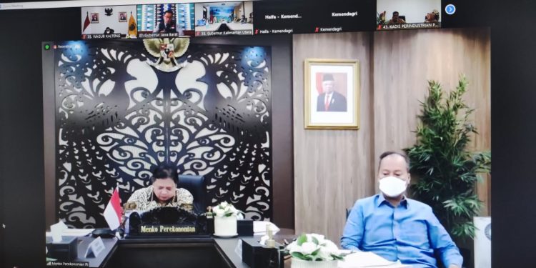 Wagub Kalteng Edy Pratowo Ikuti Rapat Terbatas Ketersediaan Pangan dan Minyak Goreng Curah Secara Virtual