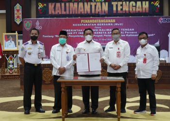 Wagub Edy Pratowo Lakukan Penandatanganan Nota Kesepakatan antara Pemprov. Kalteng dengan PT. INKA Persero