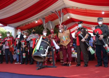 Karnaval Budaya Tandai Dimulainya Festival Budaya Isen Mulang 2022