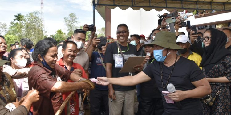 Gubernur Kalteng H. Sugianto Sabran Berikan Apresiasi Kepada Peserta Lomba Mangaruhi FBIM 2022