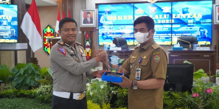 Kepala Diskominfosantik Agus Siswadi : Kepuasan Masyarakat dari Segi Pelayanan Dapat Membangun Image Positif Pemerintah di Mata Publik