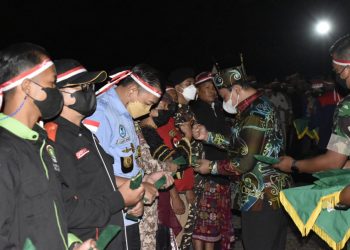Wagub Kalteng H. Edy Pratowo Hadiri Ikrar Kebangsaan di Markas Yonif Raider 631/Antang