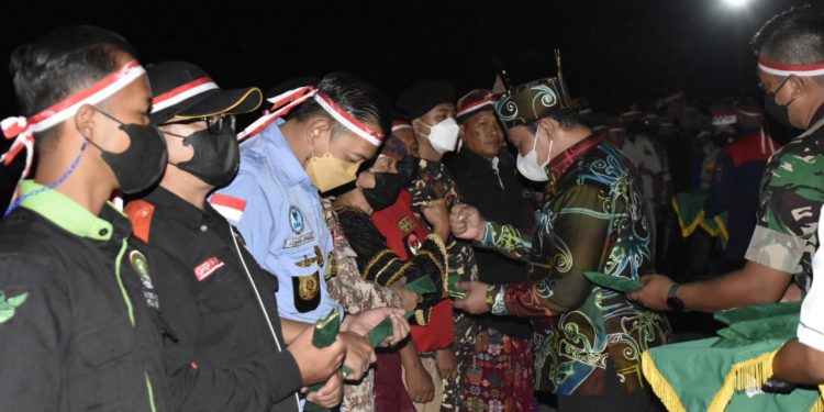 Wagub Kalteng H. Edy Pratowo Hadiri Ikrar Kebangsaan di Markas Yonif Raider 631/Antang