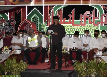 Wagub Kalteng Lepas Pawai Takbir Sambut Hari Raya Idul Fitri 1 Syawal Tahun 1443 H / 2022 M