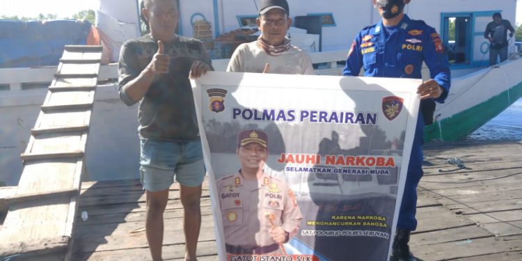 Satpolairud Polres Seruyan Sosialisasi Bahaya Narkoba