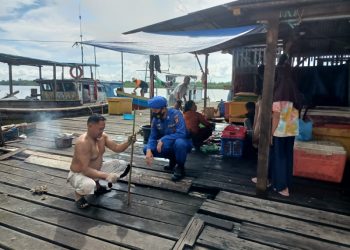 Satpolairud Polres Seruyan Bina Masyarakat di DAS Seruyan