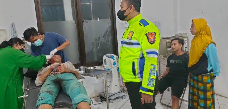 Gerak Cepat Anggota Satlantas Polres Seruyan Datangi Korban Laka Lantas