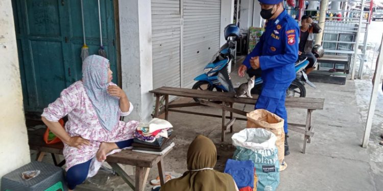 Satpolairud Polres Seruyan Himbau Prokes Covid-19