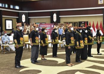 Ivo Sugianto Sabran Lantik Pengurus Dekranasda Prov. Kalteng Masa Bakti 2021-2024