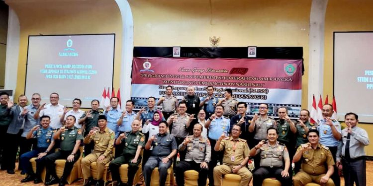 Wagub Kalteng H. Edy Pratowo Buka FGD Studi Lapangan Isu Strategis Nasional di Pangkalan Bun
