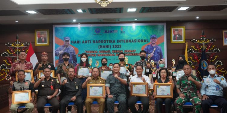 Pemprov Kalteng Raih Penghargaan P4GN dari BNNP