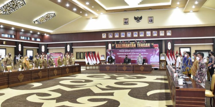 Sekda Prov. Kalteng H. Nuryakin Buka FGD Optimalisasi Pendapatan dan Belanja yang Berkualitas di Kalteng