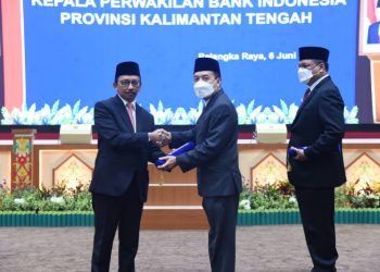Wagub Edy Pratowo Hadiri Upacara Pengukuhan Kepala Perwakilan Bank Indonesia Provinsi Kalteng