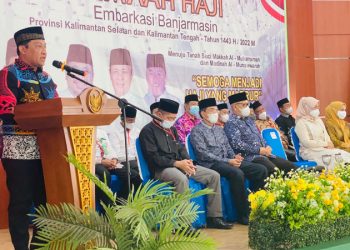 Wagub Kalteng Lepas Keberangkatan Jemaah Calon Haji Kloter 6
