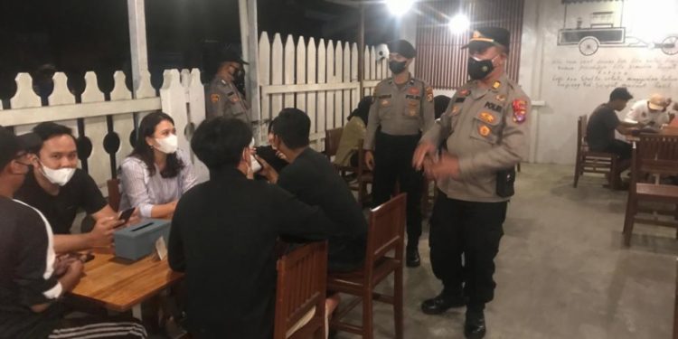 Personil Polres Seruyan Patroli Kegiatan Rutin Yang Ditingkatkan (KRYD)