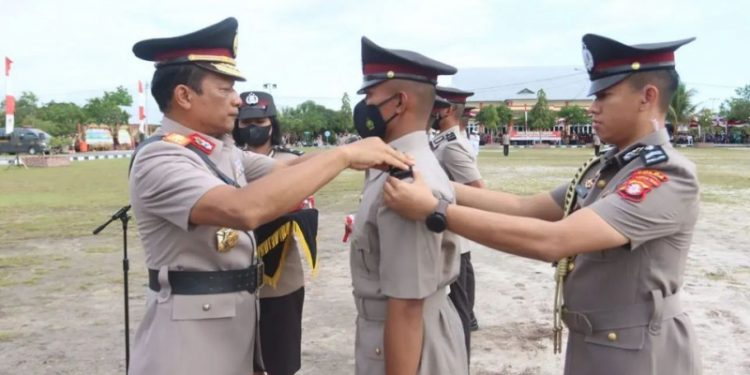 Kapolda Kalteng Lantik 184 Bintara Remaja