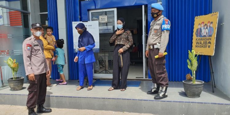 Polsek Hanau Terus Ingatkan Warga Untuk Tetap Disiplin Prokes