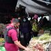 Cegah Kelangkaan Bahan Pokok Makanan, Anggota Satreskrim Sidak Pasar Saik Kuala Pembuang
