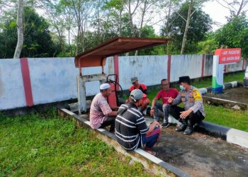 Polsek Danau Sembuluh Kunjungi Tokoh Masyarakat Guna Jalin Silahturahmi
