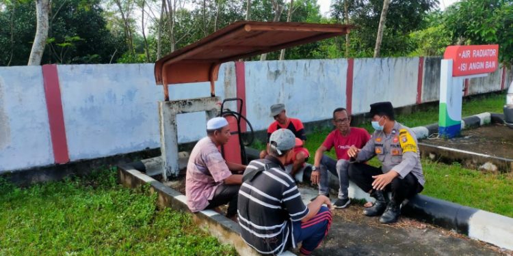 Polsek Danau Sembuluh Kunjungi Tokoh Masyarakat Guna Jalin Silahturahmi