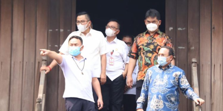 Gubernur H. Sugianto Minta Anjungan Kalteng di TMII Harus Ditangani dengan Serius