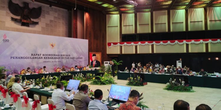 Wagub Edy Pratowo Sampaikan Evaluasi Karhutla Tahun 2021 dan Kesiapan Menghadapi Karhutla Tahun 2022