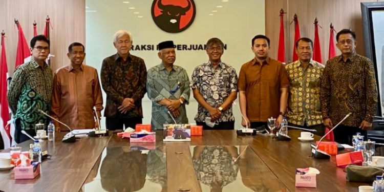 Dewan Pers Serahkan DIM RKUHP ke Fraksi PDIP di DPR RI