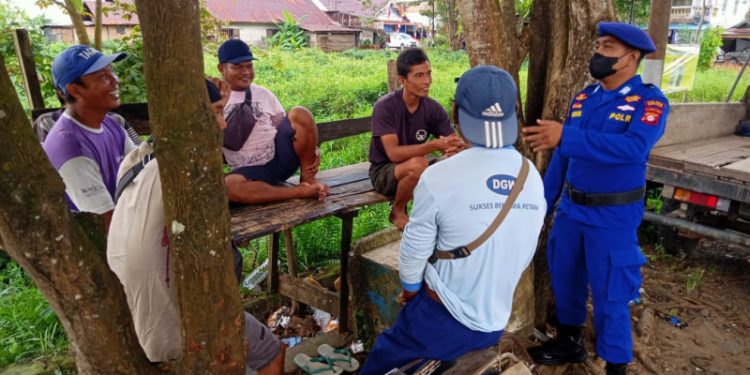 Satpolairud Polres Seruyan Himbau Prokes Covid-19