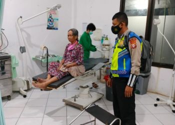 Gerak Cepat Anggota Satlantas Polres Seruyan Datangi Korban Laka Lantas