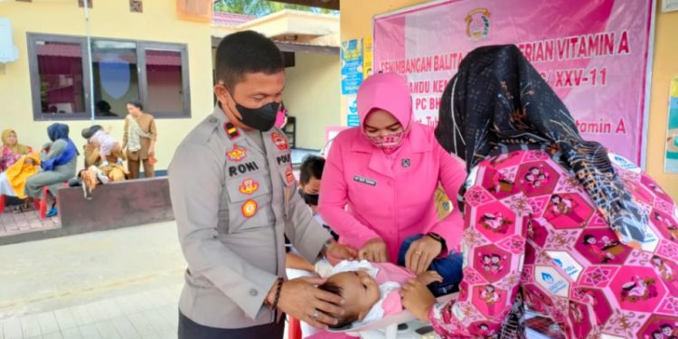 Posyandu Kemala Bhayangkari Polsek Seruyan Hilir Berikan Pelayanan Gratis
