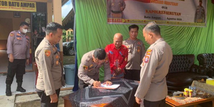 Wakapolres Seruyan Resmikan Polsubsektor Batu Ampar
