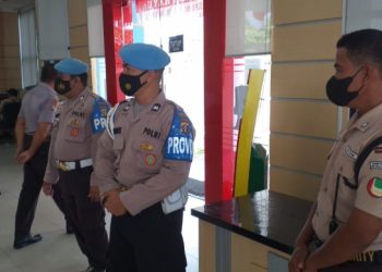 Anggota Propam Polres Seruyan Pantau Obyek Vital Bank