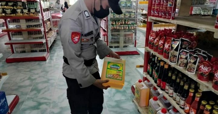 Anggota Polsek Seruyan Hilir Cek dan Kontrol Pasar Saik Kuala Pembuang