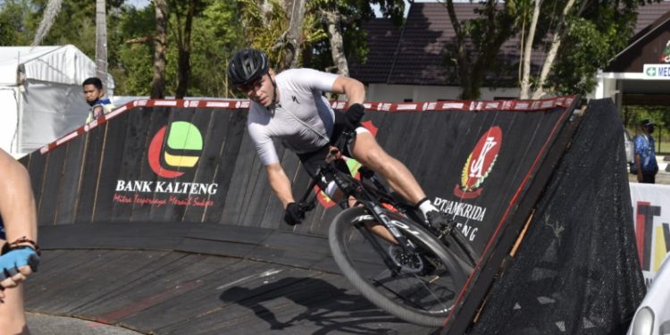 Top Raider Jajal Sirkuit UCI MTB Eliminator Word Cup 2022