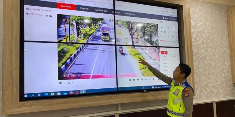 Ditlantas Polda Kalteng Kirim 100 Surat Tilang Elektronik Kepada Pelanggar