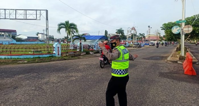 Satlantas Polres Seruyan Lakukan Pengaturan Titik Rawan Kemacetan