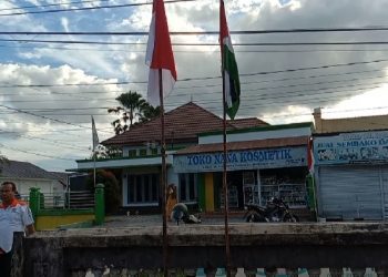 Pasang Bendera Palestina Saat Menyambut Kemerdekaan Yayasan Anak Masjid Didatangi TNI
